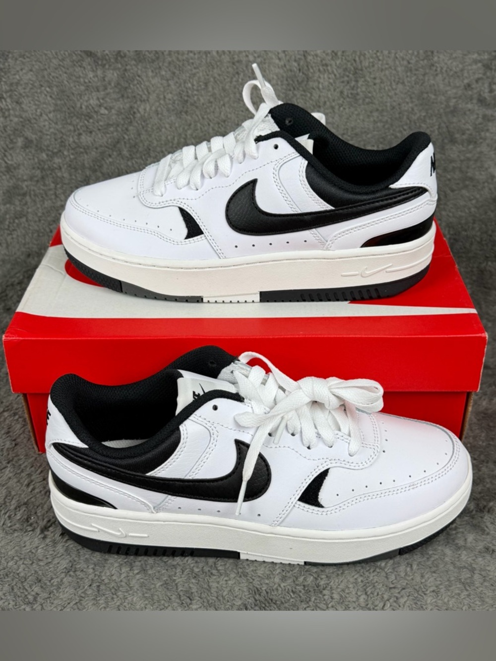 Nike Womens Gamma Force White Fashion Sneaker Size 7 White Black Summit NIB